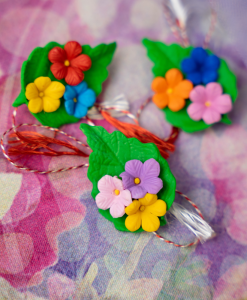 Alternative view of Martisoare flori colorate