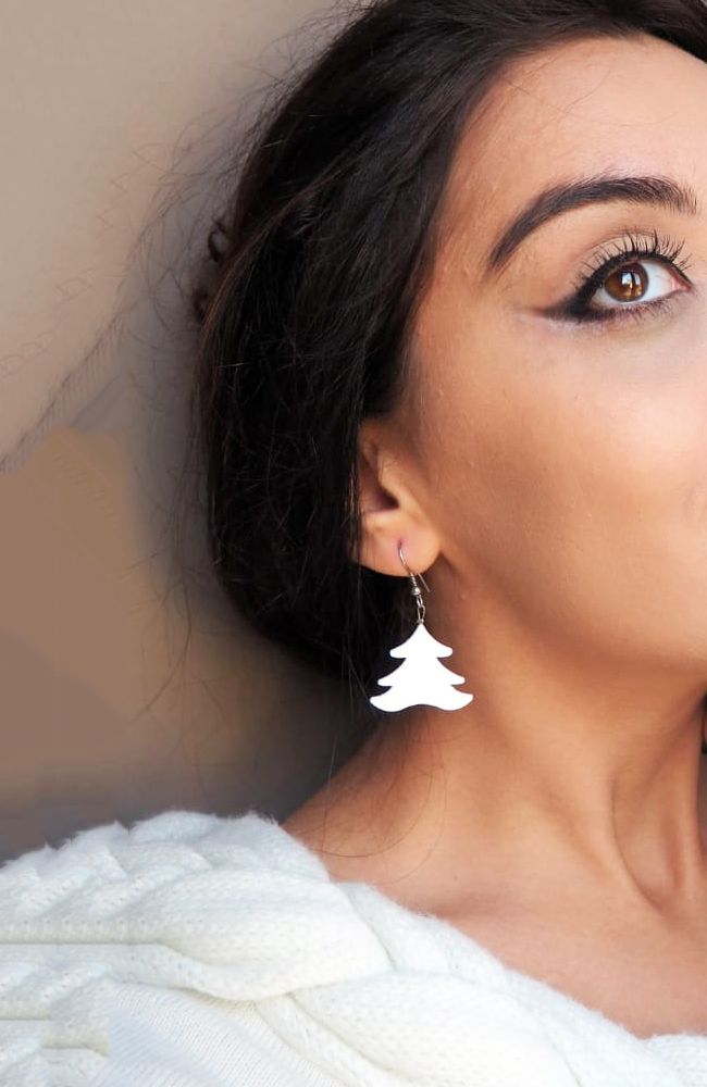 Cercei brazi albi - Tracolla Handmade - martisoare, cutii postale personalizate, cani, bijuterii, globuri brad