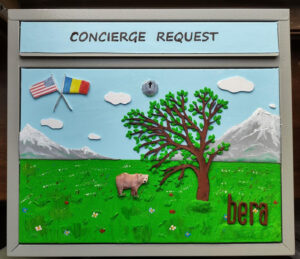 cutie urs - Tracolla Handmade - martisoare, cutii postale personalizate, cani, bijuterii, globuri brad